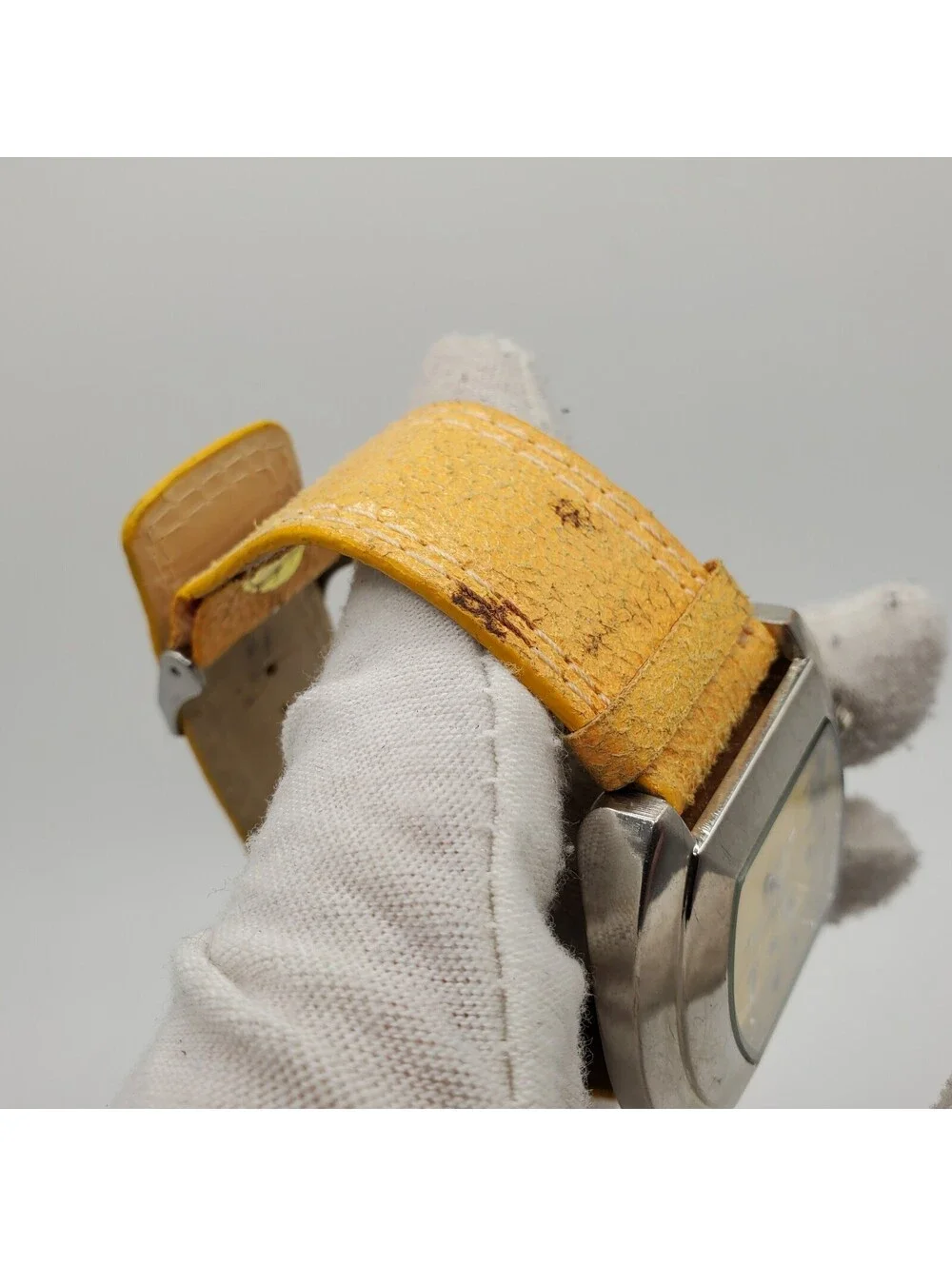 Bijoux Terner Yellow K-10397 Watch 46mm New Battery